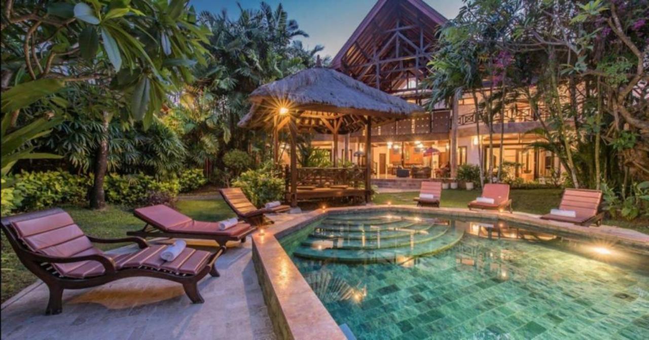 New Daria Villas Seminyak Luaran gambar