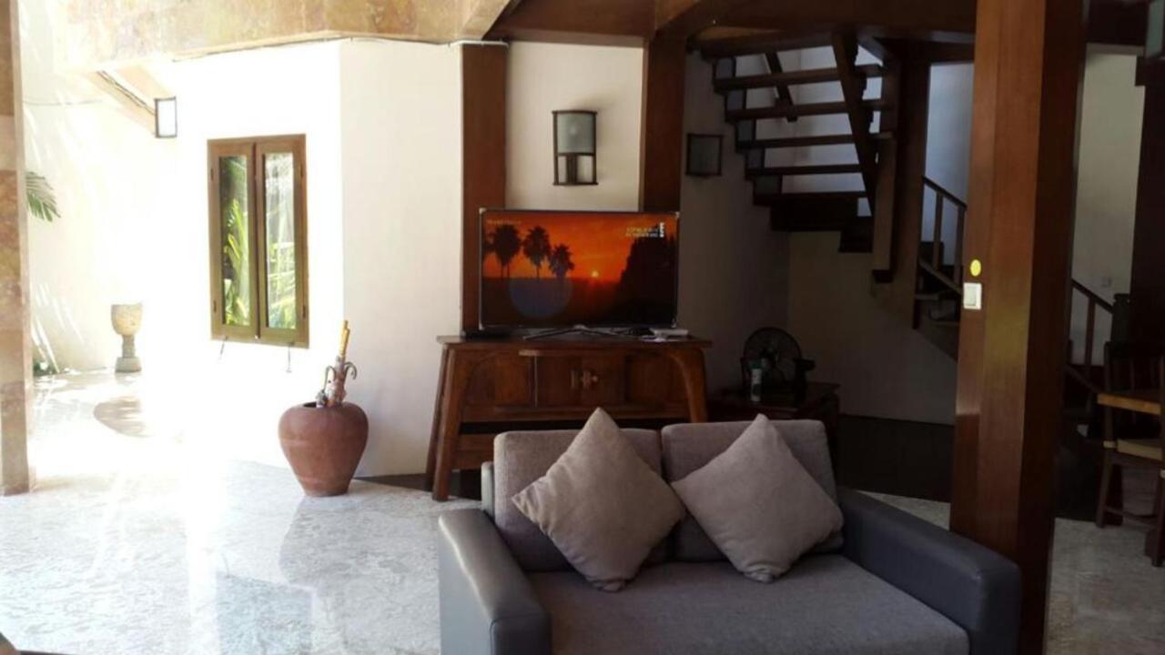 New Daria Villas Seminyak Luaran gambar