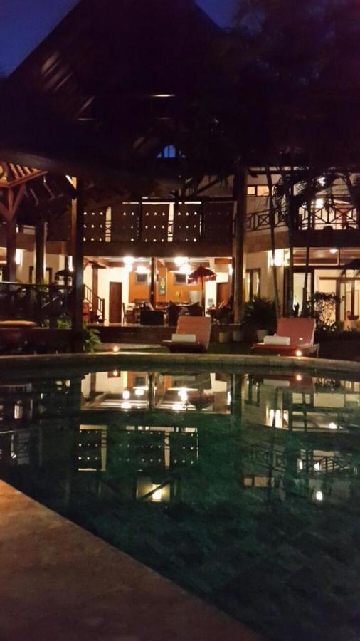 New Daria Villas Seminyak Luaran gambar