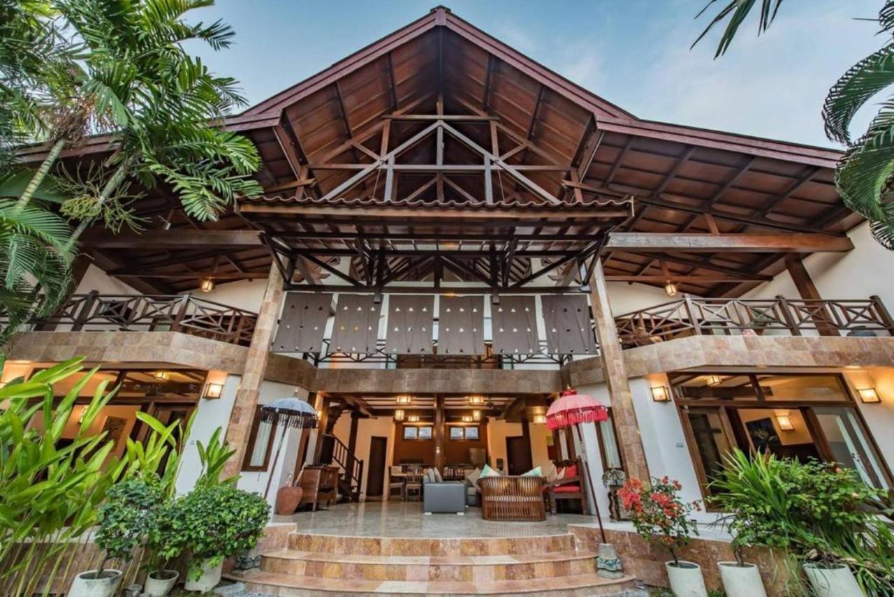 New Daria Villas Seminyak Luaran gambar